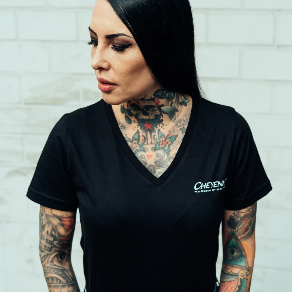 T-Shirt Women With Print & V-Neck